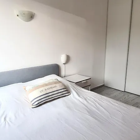 Familial - 4 - Tres Grande Terrasse - A 2 Pas De La 라론드레모레